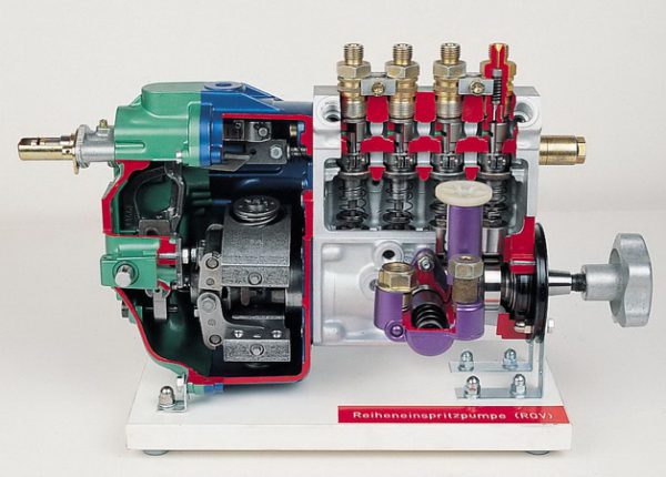 in-line injection pump with RQV flyweight governor